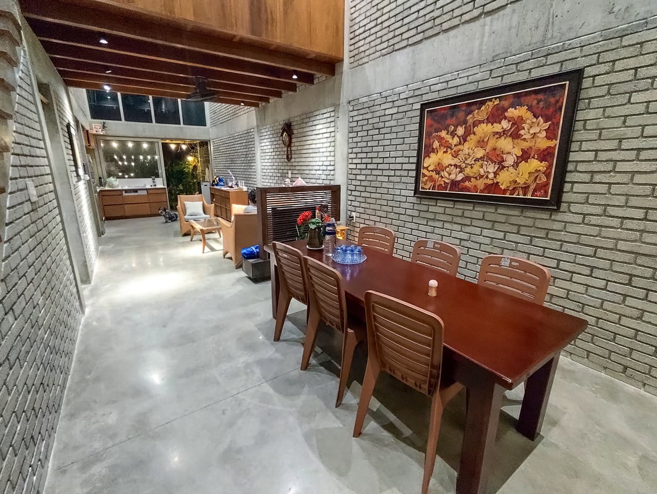 The dining table in the evening